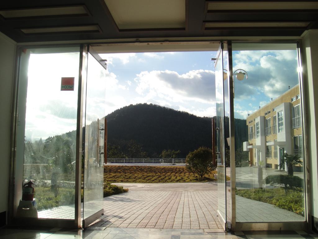 Geomunoreum Hostel Jeju Extérieur photo